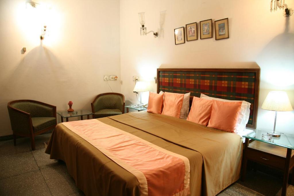 The Royal Residency Hotel New Delhi Bagian luar foto