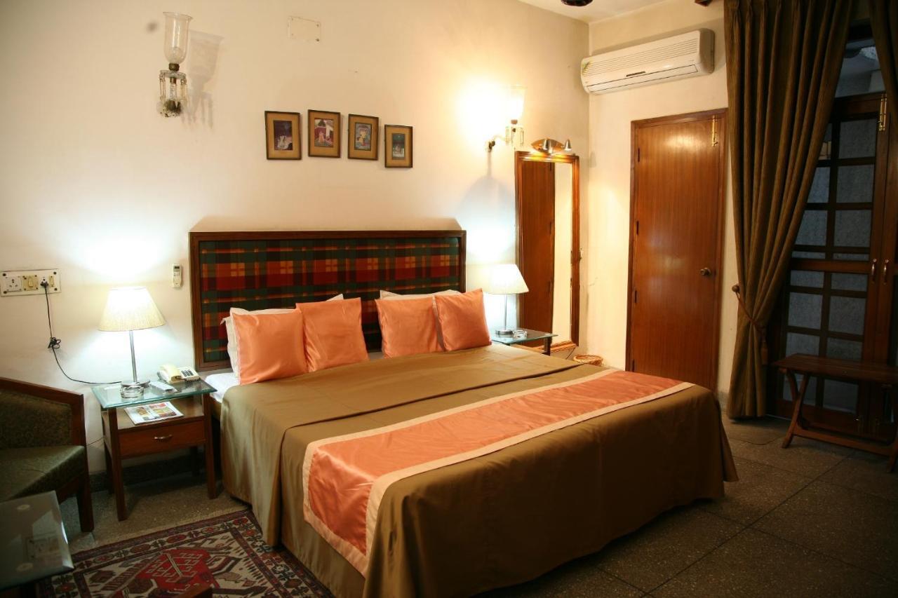 The Royal Residency Hotel New Delhi Bagian luar foto